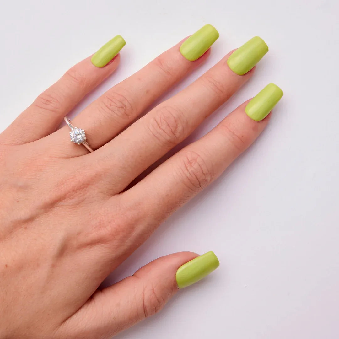 222 - Kiwi Kisses - Lola Lee Beauty Products - Gel Polish